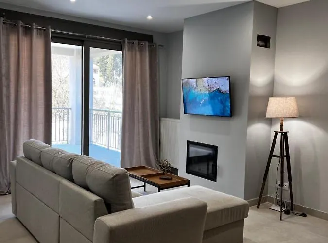 Giannel Luxury Apartment 2