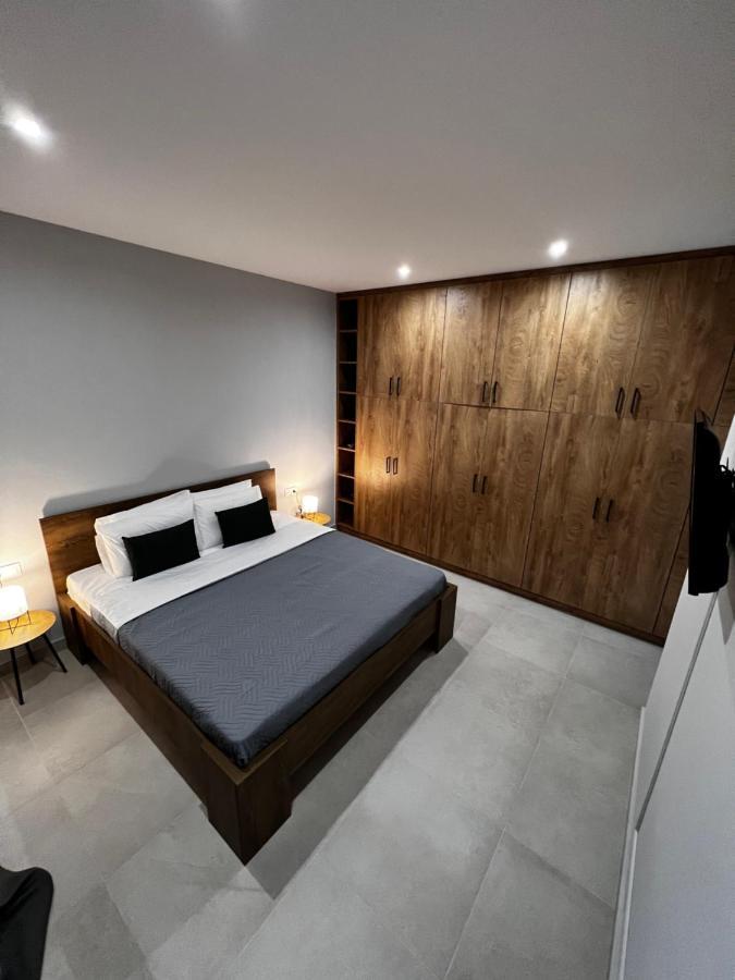 Giannel Luxury 2