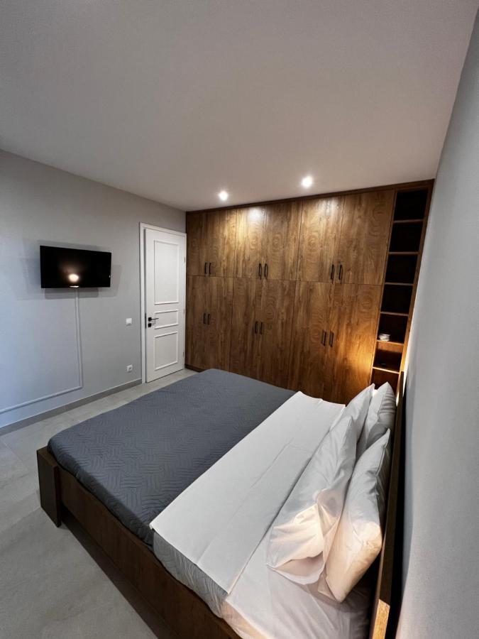 Giannel Luxury 2 *